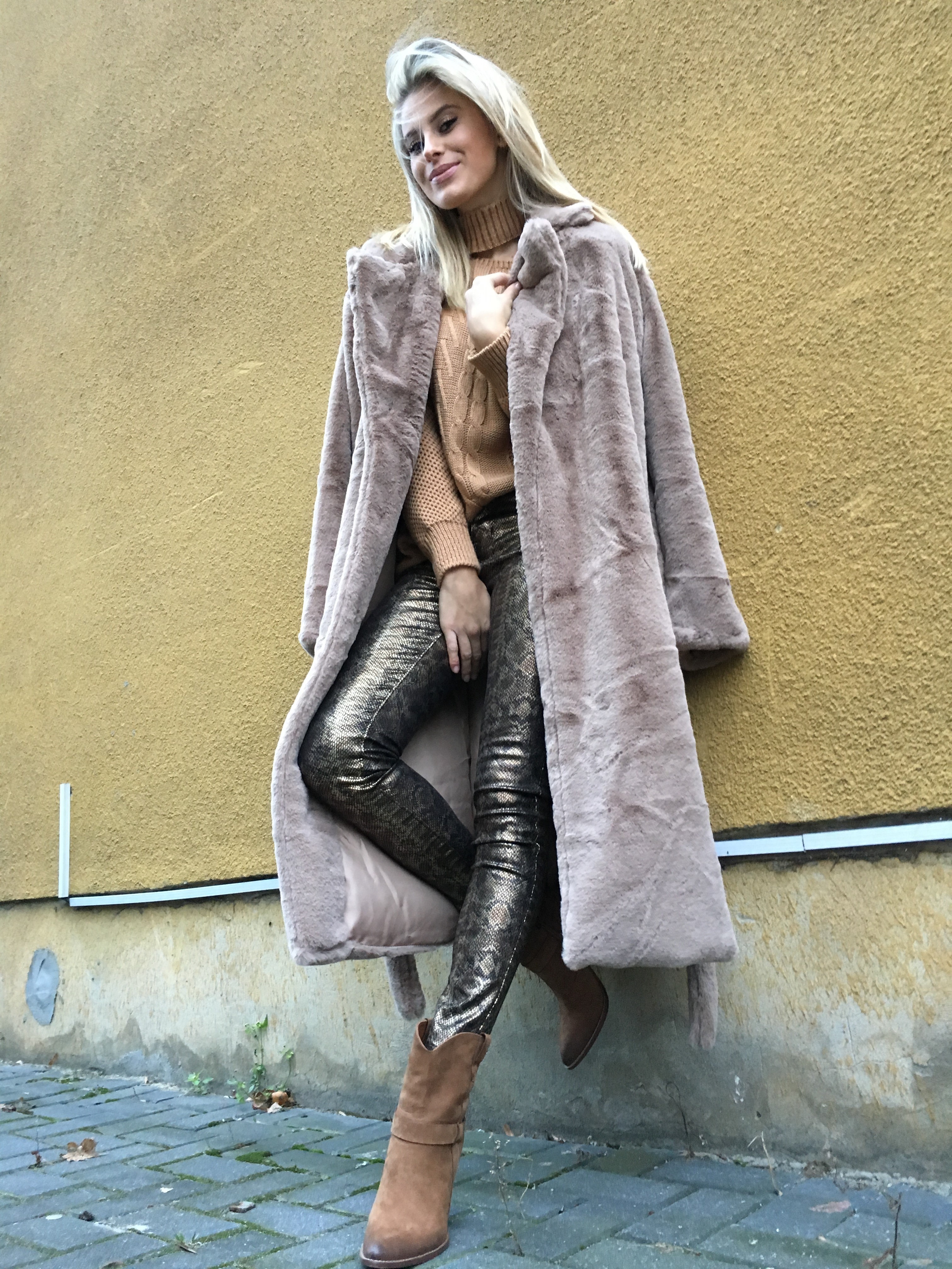snake pattern spodnie wzór wąż futerko